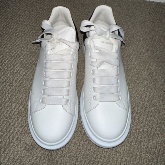 Alexander McQueen fashion casual shoes - Picture 3 of 5